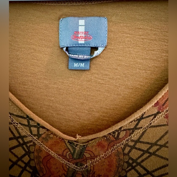 Brown Dreamcatcher Graphic Tee - Picture 11 of 16